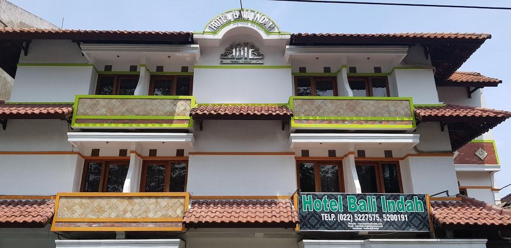 Oyo 1945 Hotel Bali Indah Bandung Exteriér fotografie