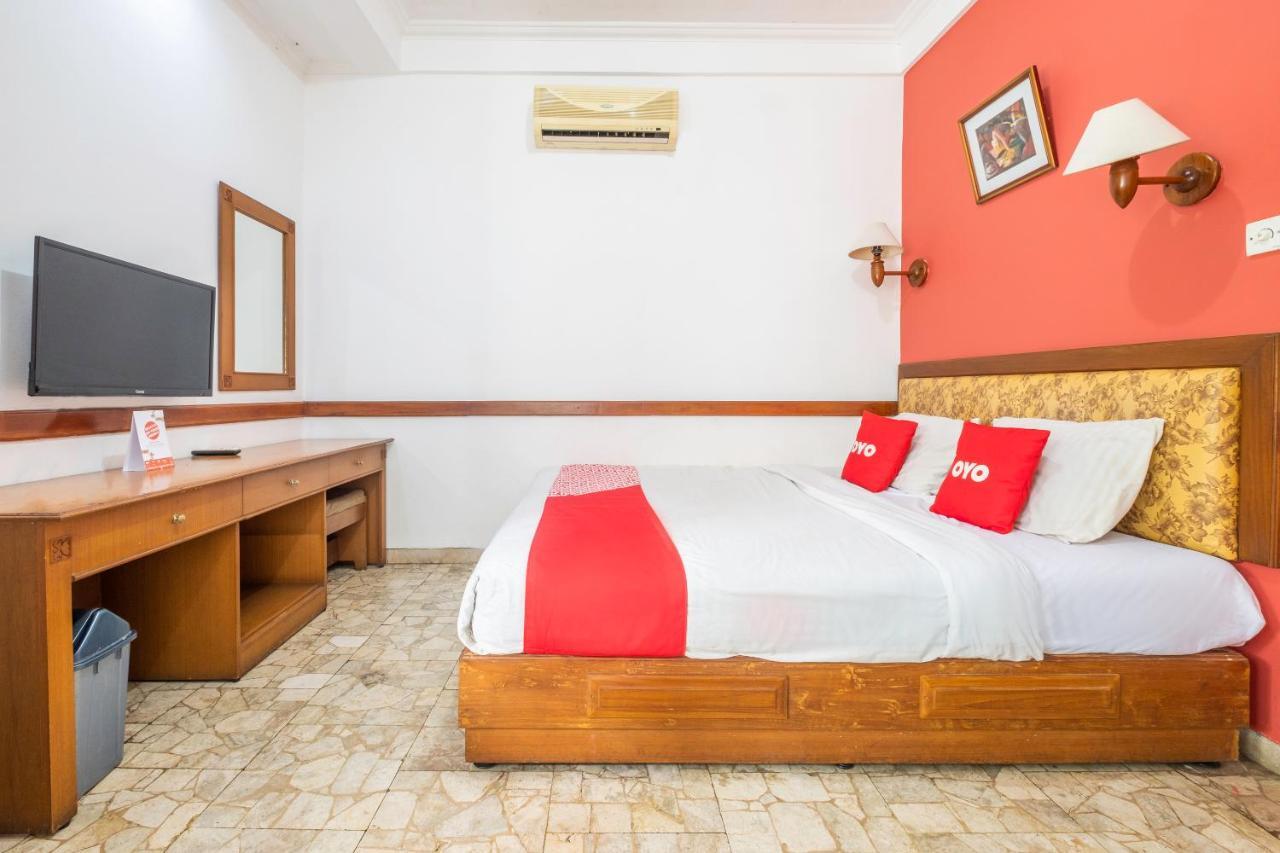 Oyo 1945 Hotel Bali Indah Bandung Exteriér fotografie