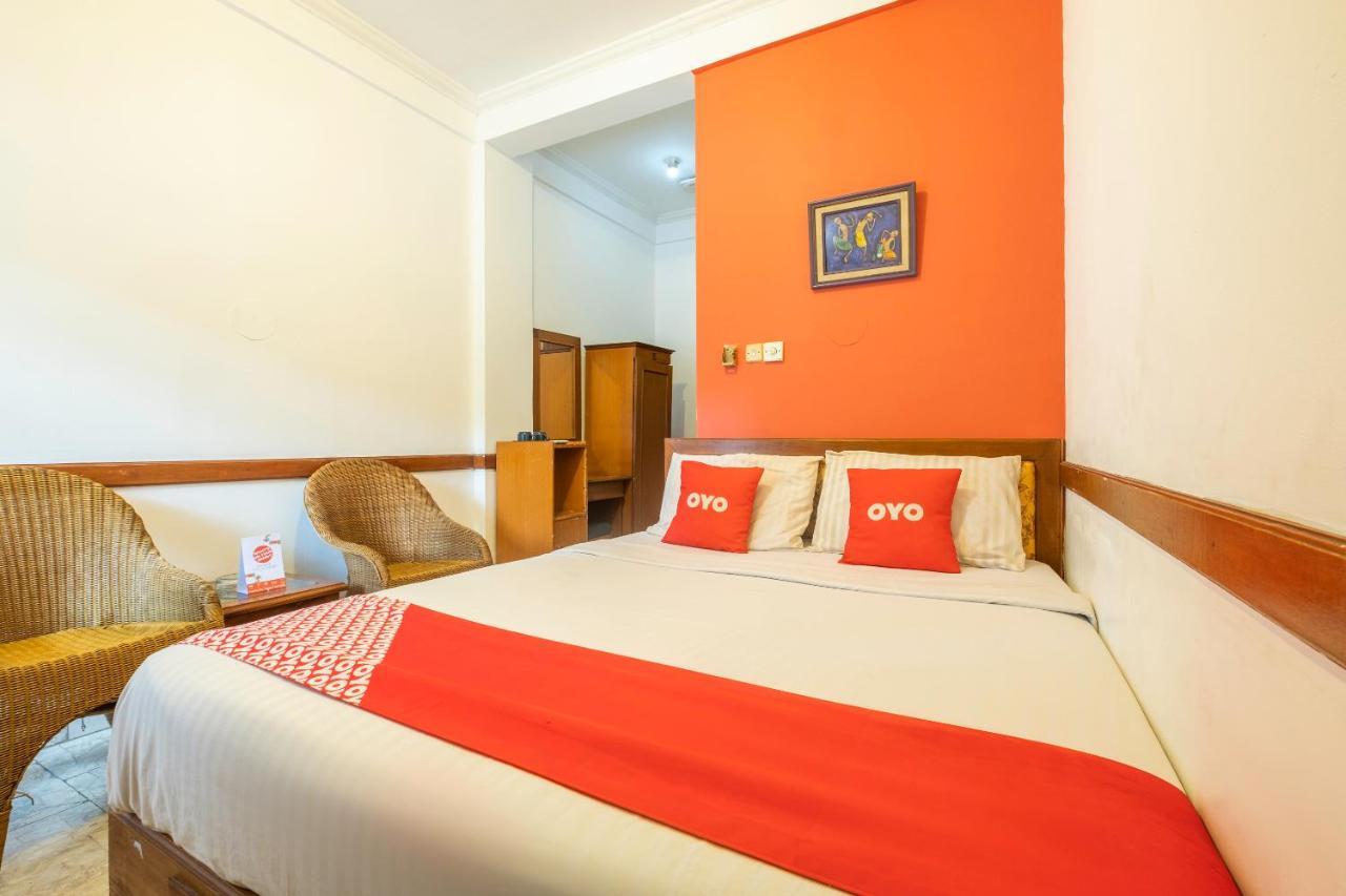 Oyo 1945 Hotel Bali Indah Bandung Exteriér fotografie